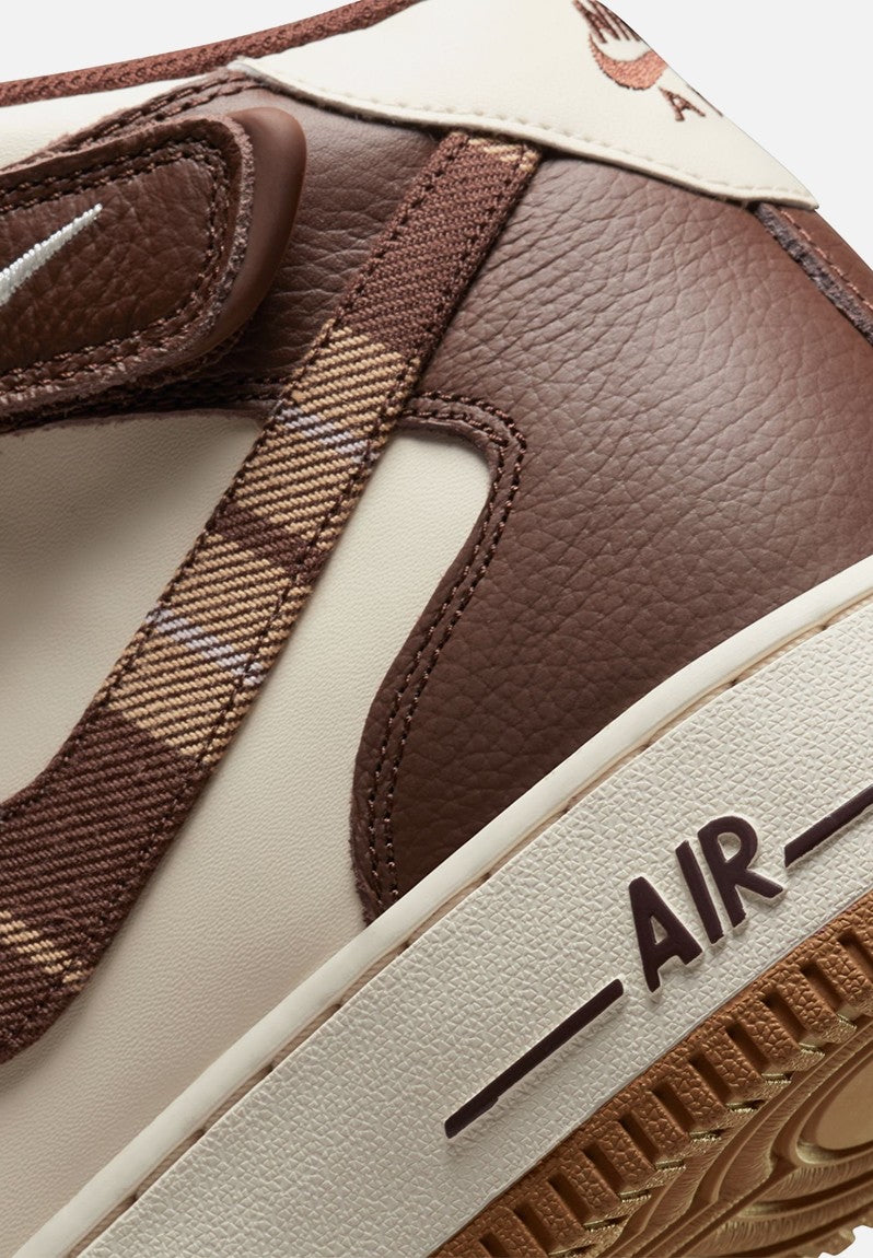 Air Force 1 mid '07 LX