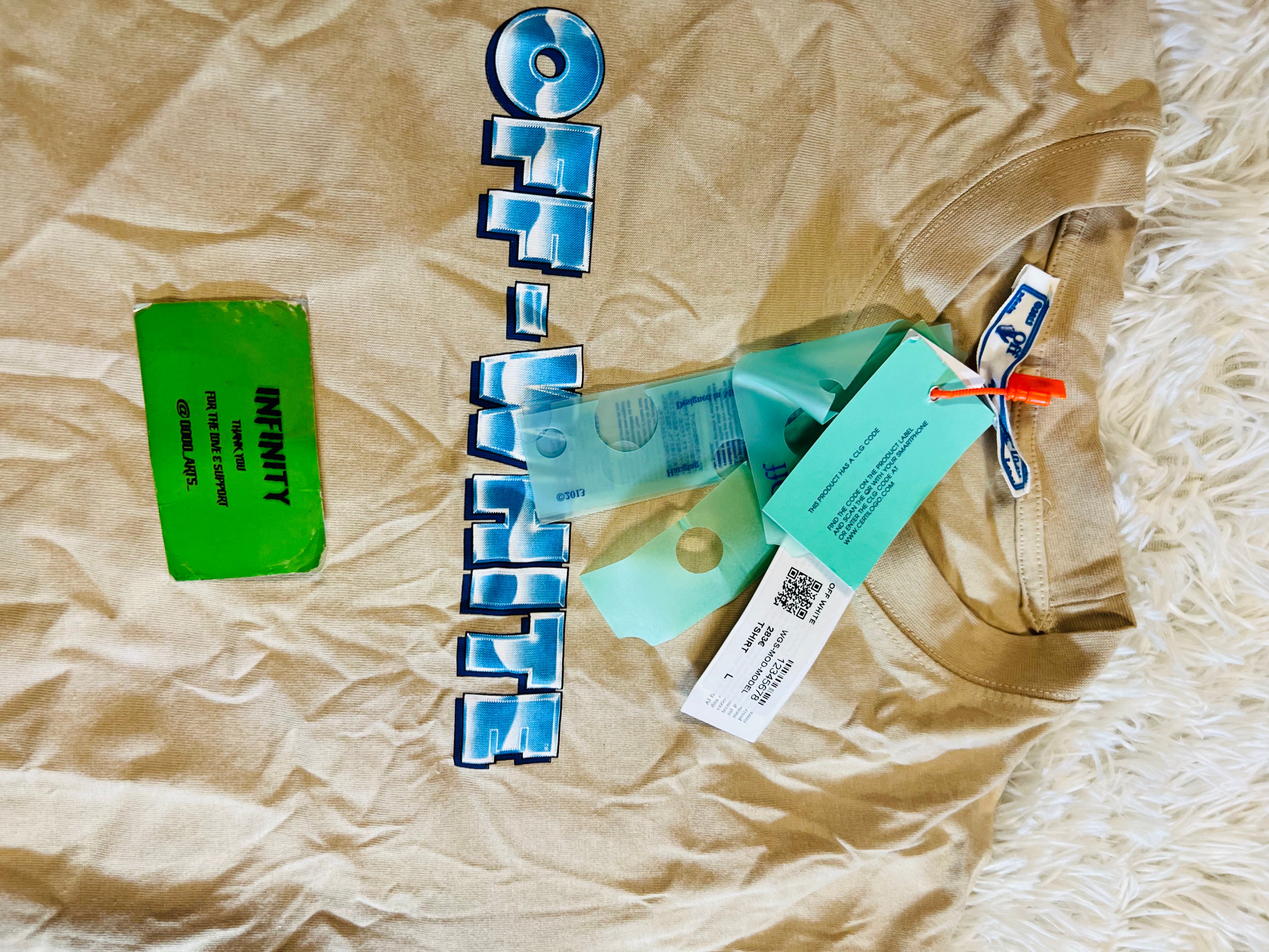 Off-White T-shirt