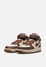 Load image into Gallery viewer, Air Force 1 mid &#39;07 LX
