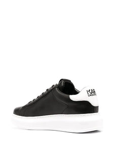 Karl Lagerfeld
low-top logo sneakers