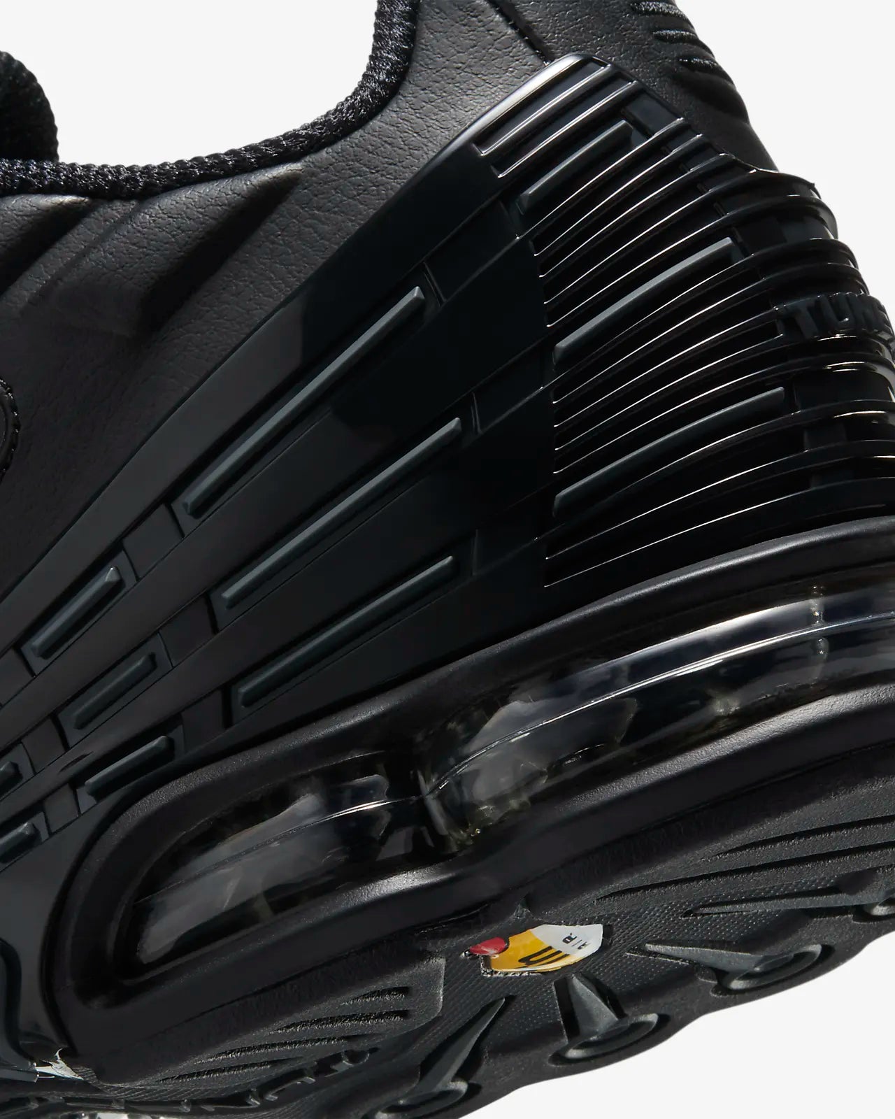 Nike 2025 tuned nere