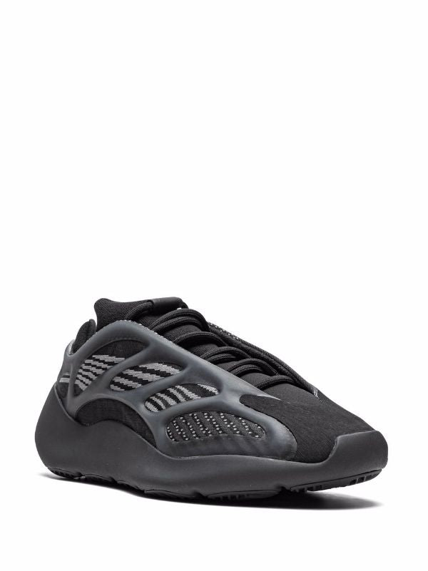 Adidas Yeezy 700 V3 Sneakers