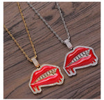 Load image into Gallery viewer, 20″ Rocky Horror Iced Lips &amp; Zirconia Teeth Pendant (gold)
